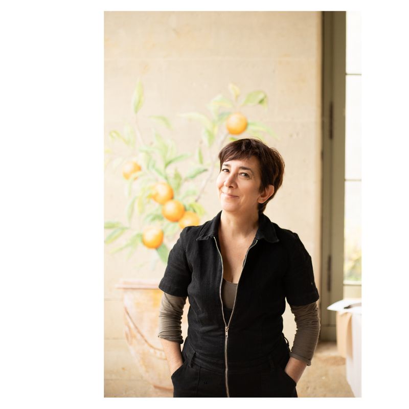 Devant l'oeuvre de l'Orangerie