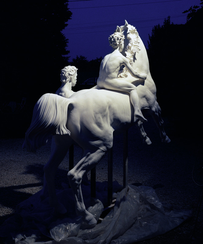 Un homme et son fils à cheval