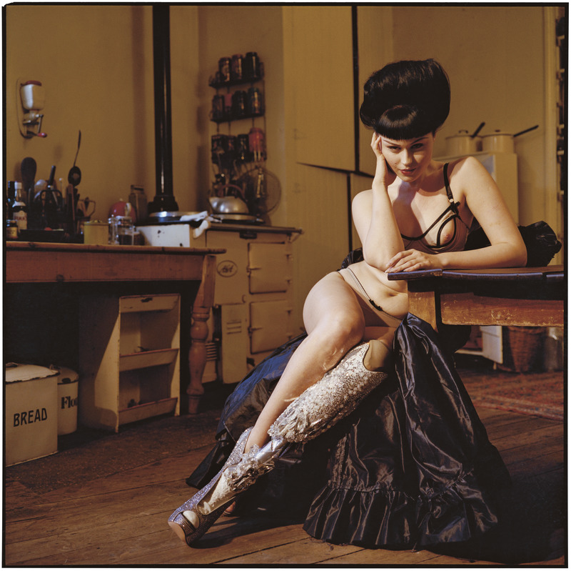 Viktoria Modesta, Bionic Girl with a crystal leg