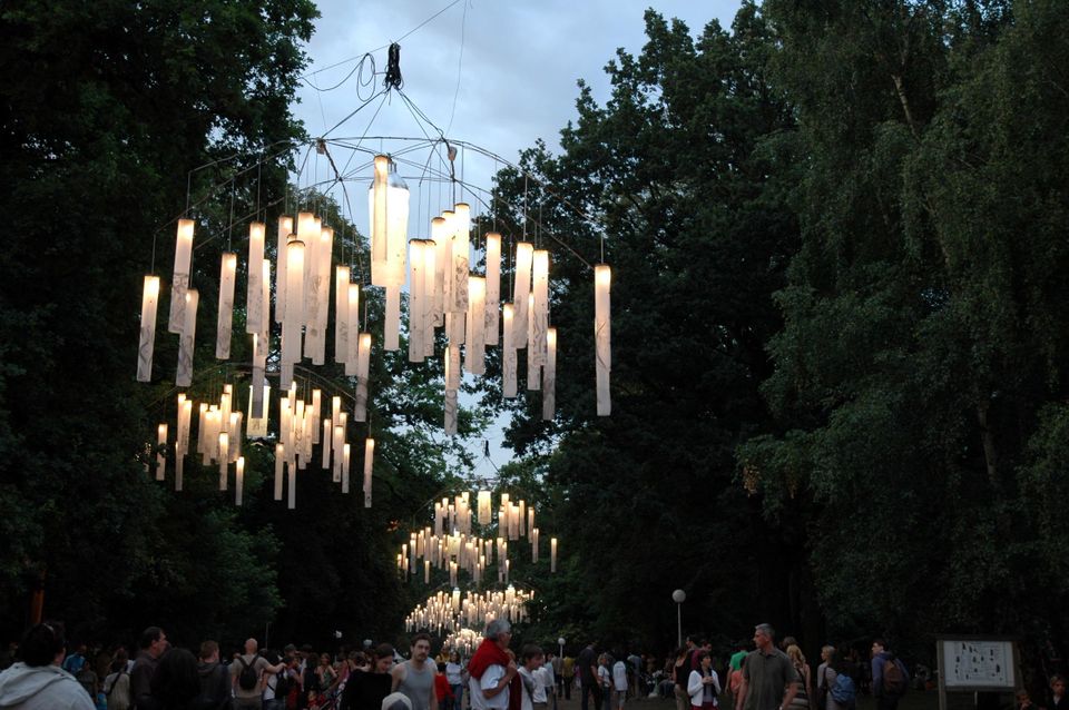  installation lumineuse "Multiplications